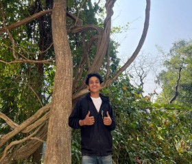 Ritesh, 20, Shiliguri