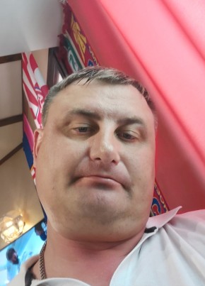 Владимир, 44, Россия, Тайга