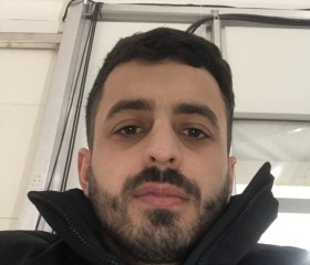 Georgi, 32, Berlin