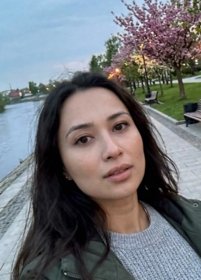 Надя из Innsbruck 33 года