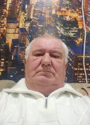 Геннадий из Семикаракорска 67 лет