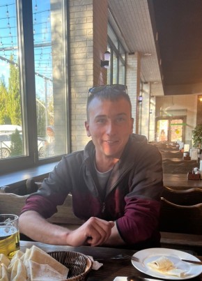 Александр, 28, Россия, Карасук