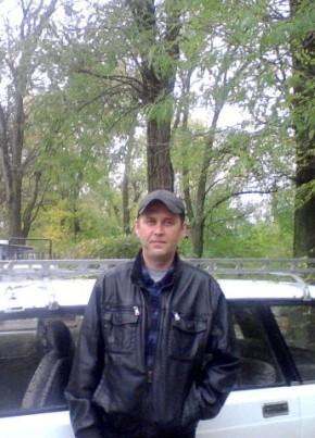 Алексей, 49, Россия, Гигант