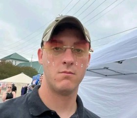 Dylan wood, 45, Reston