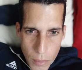 Leo, 42, Havana