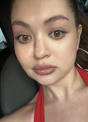 Lina из la Ciudad Condal 22 года