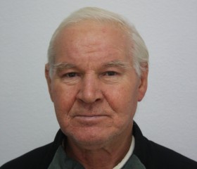 Vaclovas Levinsk, 71 год, Warrington
