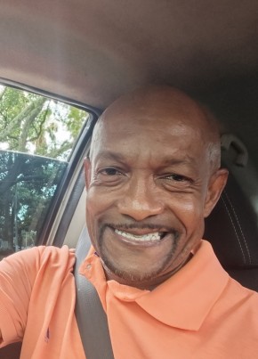 Harold из Santiago de Cali 57 лет