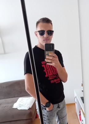 Erko, 22, Bosna i Hercegovina, Tuzla