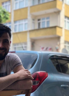 İbrahim, 31, Türkiye Cumhuriyeti, İstanbul