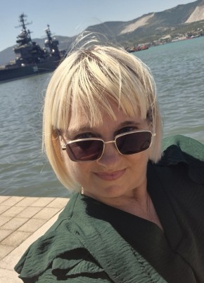 Светлана из Новороссийска 56 лет