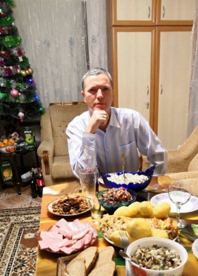 Олег из Приозерска 50 лет