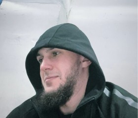 Ислам, 24 года, Владивосток