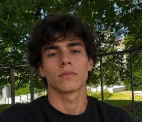 Victor, 20, Prague