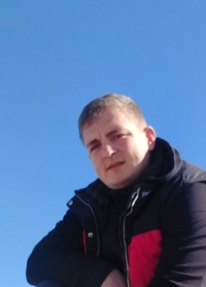 Konstantin, 33, Russia, Sochi