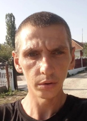 Денис из Bălți 37 лет