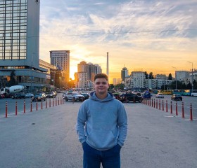 Виталий, 22 года, Київ