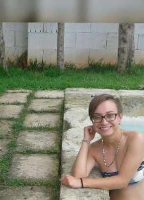 Miriam, 27, Repubblica Italiana, Lecce