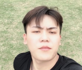 阿新, 32, Zhumadian