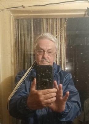 Юрий из Москвы 65 лет