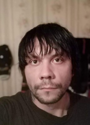 Максим, 36, Россия, Тула