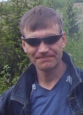 Илья, 48, Россия, Кизел