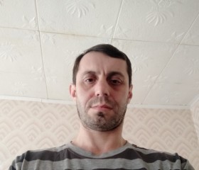 Виталий, 47 лет, Широке