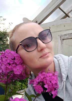 Елена из Усть-Кулома 43 года