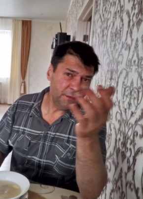 Айдар из Уфы 53 года