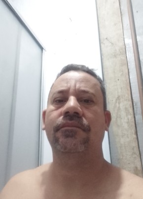 Gonçalves, 43, República Federativa do Brasil, Itajaí