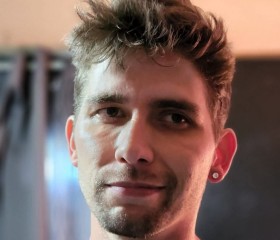 XOVARIANCYSTX, 35, Knoxville