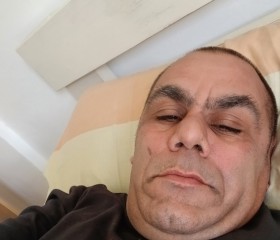 ניר, 18, Tiberias