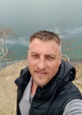 Антон, 41, Россия, Елизово