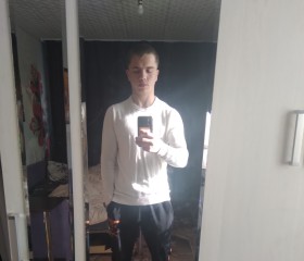 Ilya, 19, Tambov