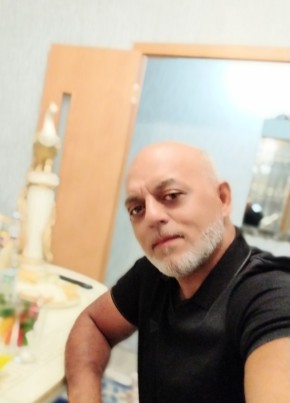 Artur, 32, Russia, Kopeysk