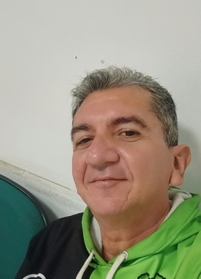 Roberto из Mogi das Cruzes 54 года