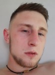 Andrey, 18, Tambov