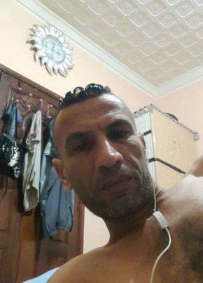 Mansour  khalid, 40, People’s Democratic Republic of Algeria, Chelghoum el Aïd