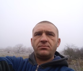 Evgeniy, 40, Blagodarnyy