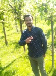 Ishfaq yatoo Ish, 18 лет, Srinagar (Jammu and Kashmir)