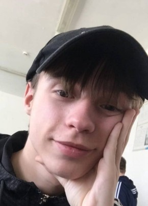 Игорь, 18, Россия, Саратов