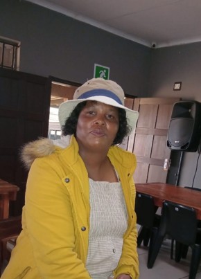 Phindile, 42, South Africa, Middelburg (Mpumalanga)