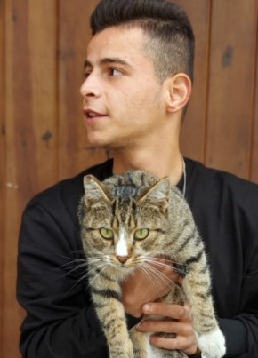 Mustafa, 19, Türkiye Cumhuriyeti, Trabzon