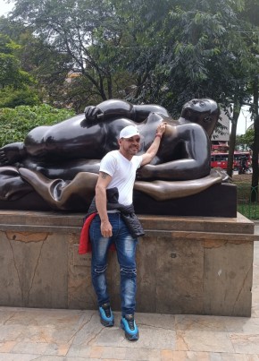 Andres из Roldanillo 40 лет