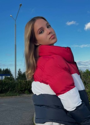 Каролина, 19, Россия, Североуральск