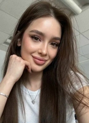 Полина из Разумное 21 год