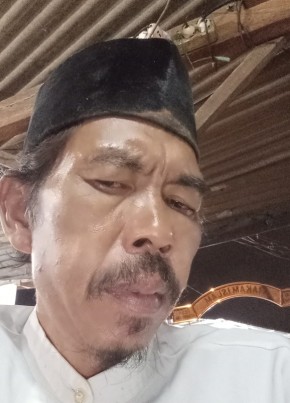 Trisno, 51, Indonesia, Tanggulangin