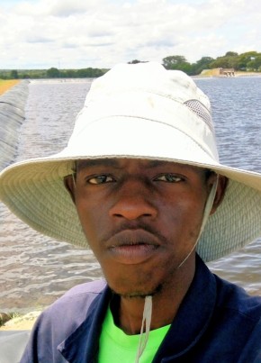 Kgomotso из Livingstone 21 год