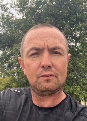 Александр из Ангарска 42 года