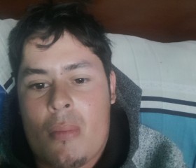 MOISÉS, 26, Asuncion